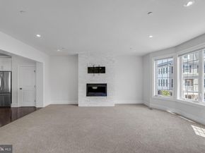 17 Grey Court, Berwyn PA 19312