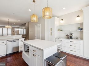 922 N Marshall Street, Philadelphia PA 19123