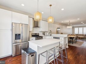 922 N Marshall Street, Philadelphia PA 19123