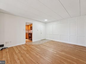 1575 W Street Road 327, Warminster PA 18974