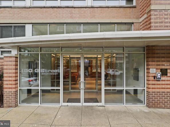 355 I Street SW 311, Washington DC 20024