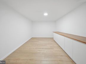 2007 Spring Branch Drive, Vienna VA 22181