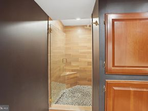 2007 Spring Branch Drive, Vienna VA 22181