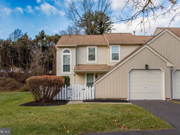 1811 Hennessy Drive, Southampton PA 18966