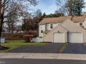 1811 Hennessy Drive, Southampton PA 18966