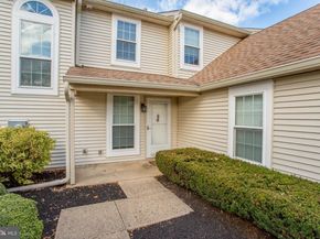 1811 Hennessy Drive, Southampton PA 18966