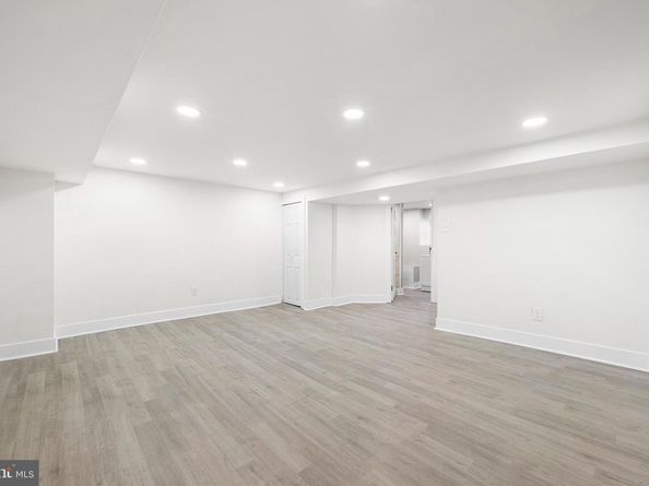 6630 Boyer Street, Philadelphia PA 19119