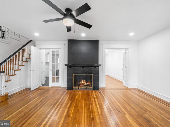 6630 Boyer Street, Philadelphia PA 19119