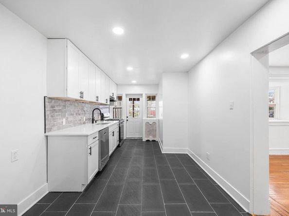 6630 Boyer Street, Philadelphia PA 19119