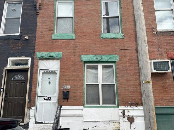 2539 S Marshall Street, Philadelphia PA 19148