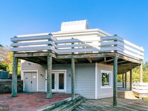 7598 Lakeside Village Drive L, Falls Church VA 22042