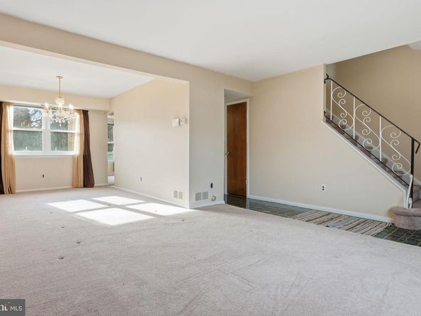 2908 Wayne Turn, Bensalem PA 19020