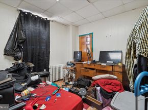 1324 W Cumberland Street, Philadelphia PA 19132