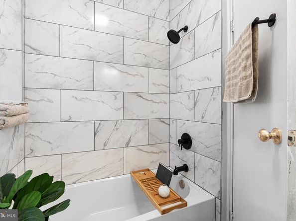 5229 Hazel Avenue, Philadelphia PA 19143