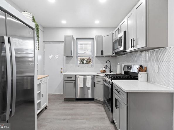 5229 Hazel Avenue, Philadelphia PA 19143