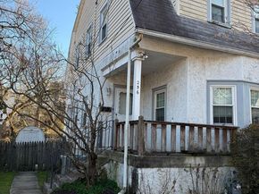 256 Willow Avenue, Wayne PA 19087