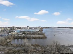 901 N Penn Street R1001, Philadelphia PA 19123