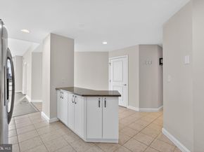 901 N Penn Street R1001, Philadelphia PA 19123