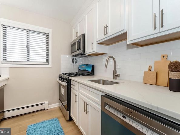 6706 James Lee Street 350, Falls Church VA 22042