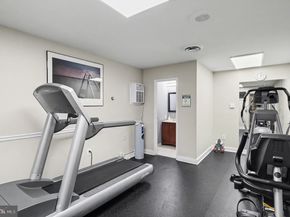 5300 Holmes Run Parkway 615, Alexandria VA 22304