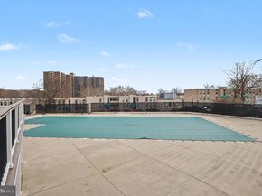 5300 Holmes Run Parkway 615, Alexandria VA 22304