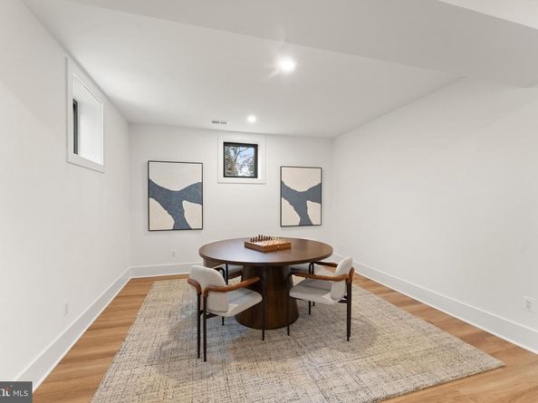 6539 Fairlawn Drive, Mclean VA 22101