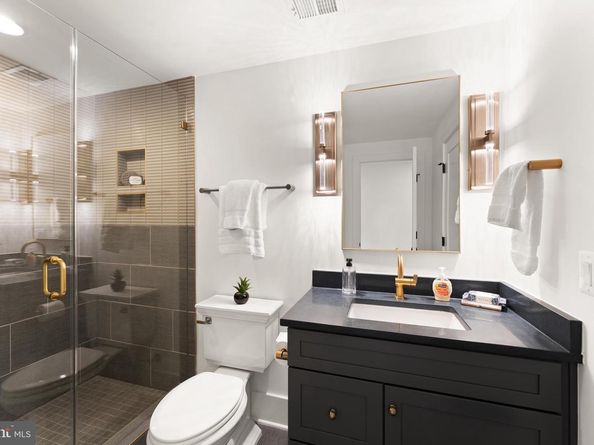 6539 Fairlawn Drive, Mclean VA 22101