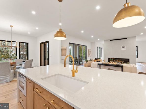 6539 Fairlawn Drive, Mclean VA 22101