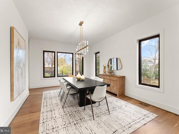 6539 Fairlawn Drive, Mclean VA 22101