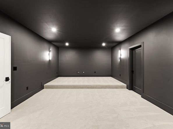 6539 Fairlawn Drive, Mclean VA 22101