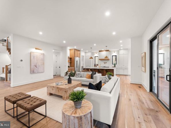 6539 Fairlawn Drive, Mclean VA 22101