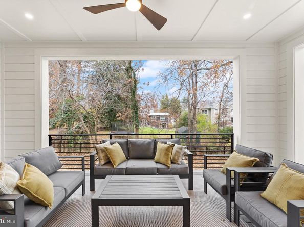 6539 Fairlawn Drive, Mclean VA 22101