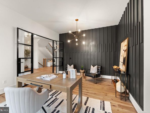 6539 Fairlawn Drive, Mclean VA 22101