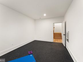 6539 Fairlawn Drive, Mclean VA 22101