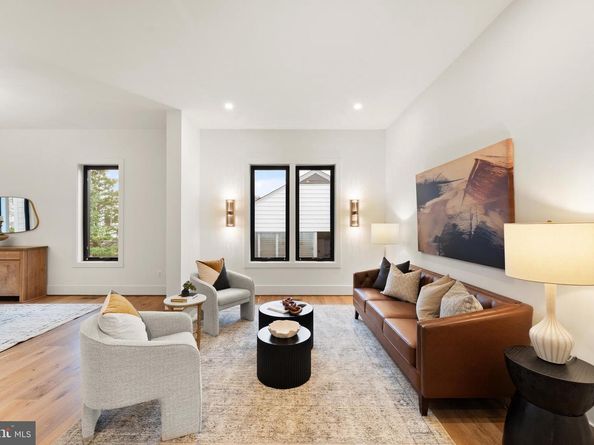 6539 Fairlawn Drive, Mclean VA 22101