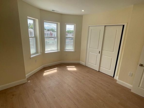 1917 W Spencer Avenue, Philadelphia PA 19141