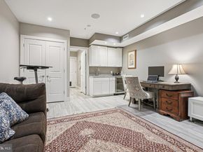 739 Bainbridge Street, Philadelphia PA 19147