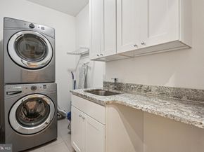 739 Bainbridge Street, Philadelphia PA 19147