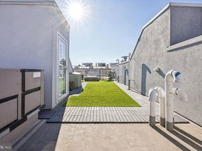 739 Bainbridge Street, Philadelphia PA 19147