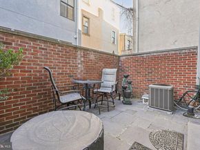 739 Bainbridge Street, Philadelphia PA 19147