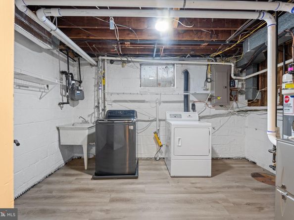 8801 Clifford Avenue, Chevy Chase MD 20815