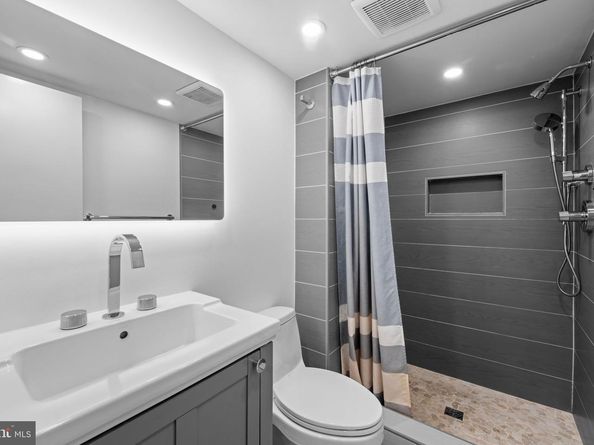 8801 Clifford Avenue, Chevy Chase MD 20815