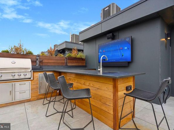 706 Latona Street A, Philadelphia PA 19147