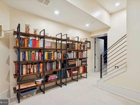 706 Latona Street A, Philadelphia PA 19147