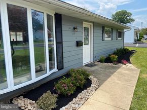 932 Rozel Avenue, Southampton PA 18966