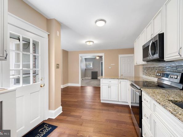 1011 Clifton, Collingdale PA 19023