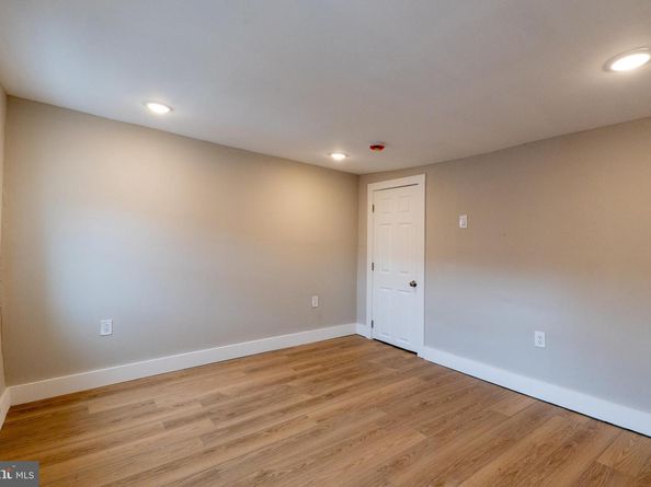 2552 Coral Street, Philadelphia PA 19125