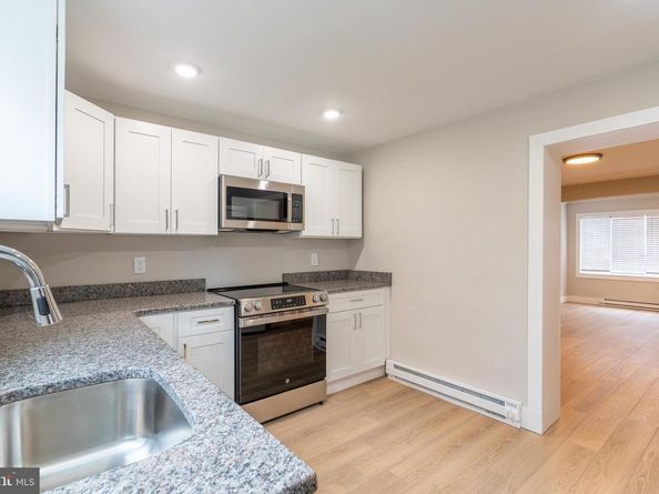 2552 Coral Street, Philadelphia PA 19125