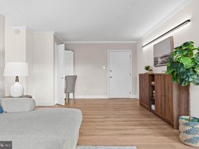 222 E Montgomery Avenue 304, Ardmore PA 19003