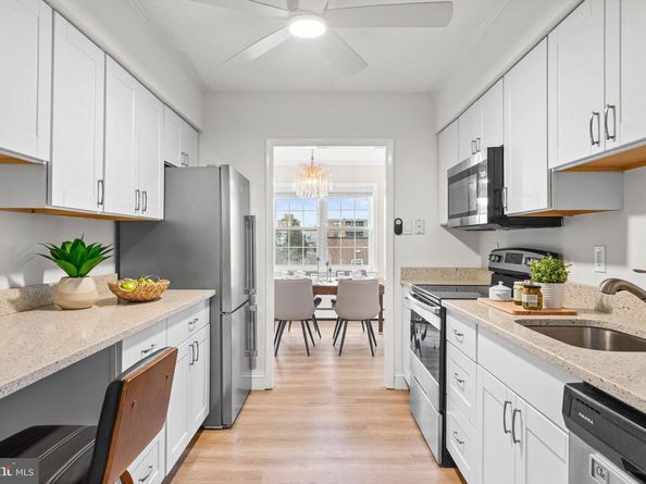 222 E Montgomery Avenue 304, Ardmore PA 19003